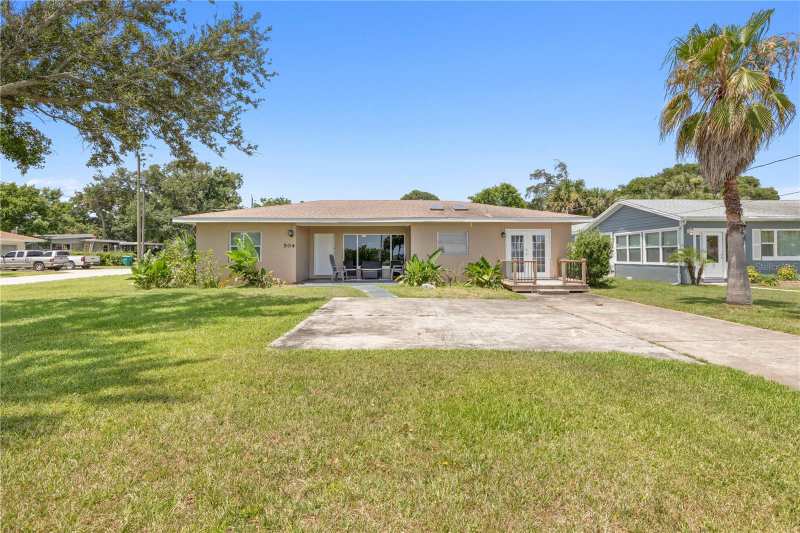 3 bedroom Single Family Residence at 504 Riverside Drive, Ross Homestead, Holly Hill — photo 1