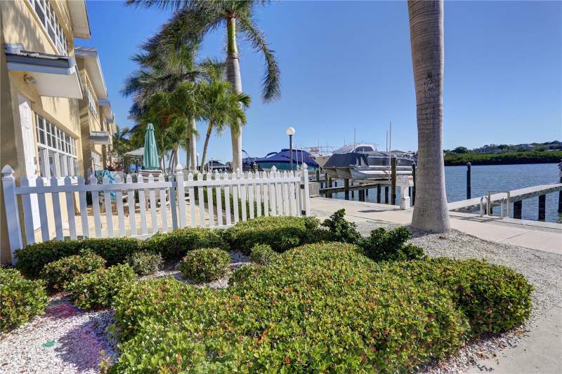 1 bedroom Condominium at 19417 Gulf Boulevard #A202, Barefoot Beach Resort Of Indian Shores, Indian Shores — photo 3