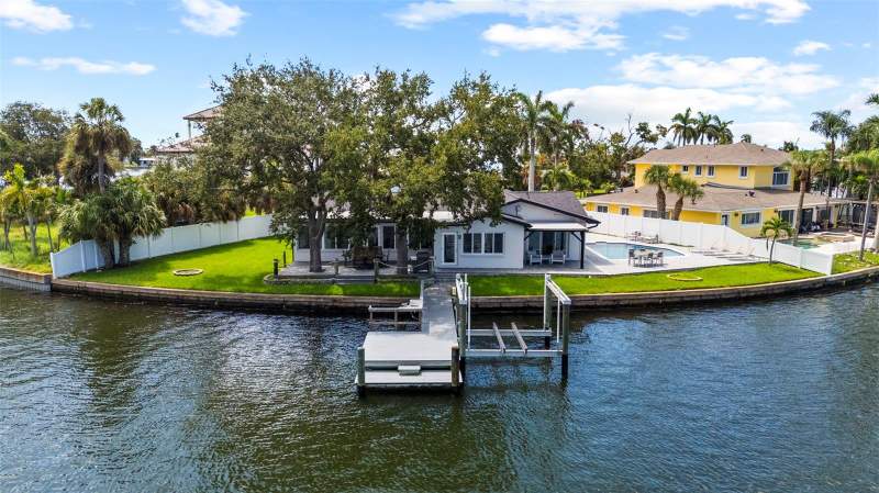 3 bedroom Single Family Residence at 1514 Sea Gull Drive, Pasadena Golf Club Estates Sec 4, St Petersburg — photo 5