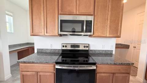 3879 Shoreside Drive, Kissimmee FL - photo 7 of 25