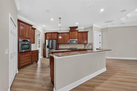5112 Abisher Wood Lane, Brandon FL - photo 10 of 48