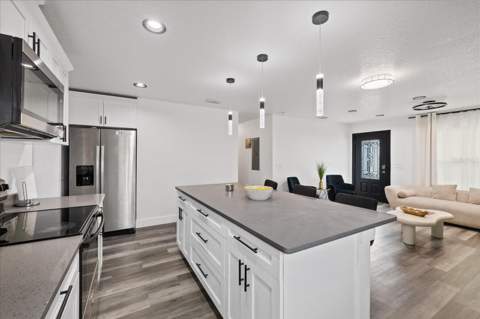 3209 E Hanna Avenue, Tampa FL - photo 6 of 6