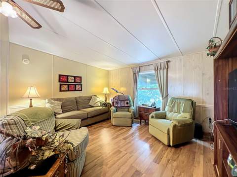 13508 Palm Drive, Astatula FL - photo 7 of 31