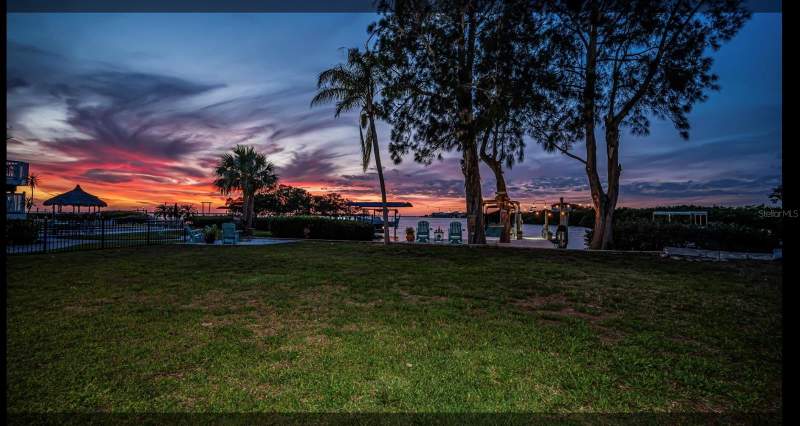Sea Breeze Island