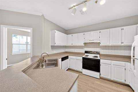 2847 Shadow View Circle #2847, Maitland FL - photo 10 of 62