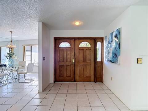 4324 Southpark Drive, Tampa FL - photo 6 of 52