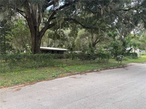 1826 SE 47Th Terrace, home for sale in Gainesville 32641