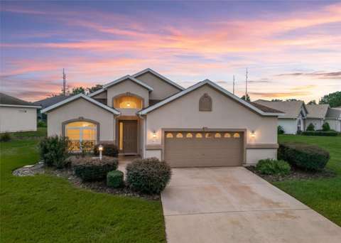 12439 SE 176Th Loop, home for sale on SE 176Th Loop