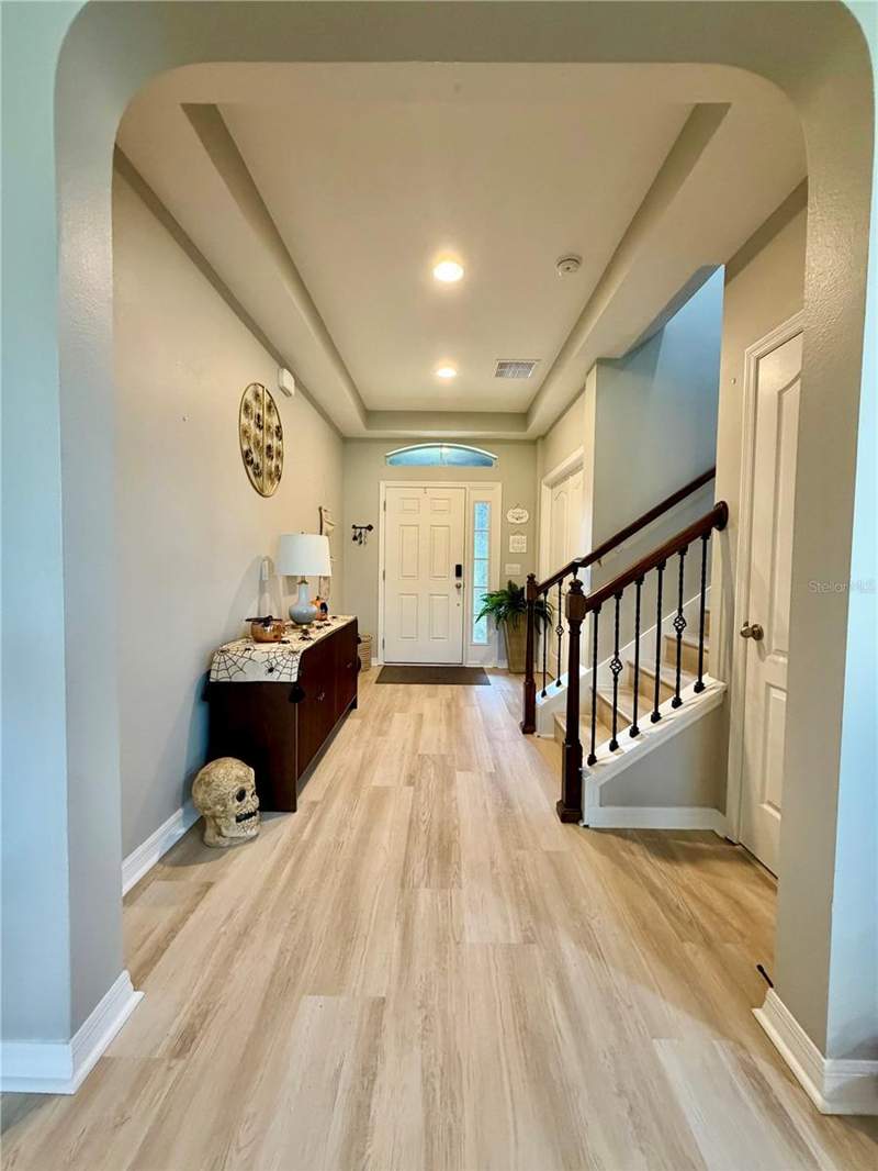 4 bedroom Single Family Residence at 1033 Fountain Coin Loop, Reserve/Golden Isle, Orlando — photo 5