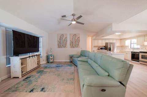 9273 Carnation Avenue, Englewood FL - photo 10 of 45