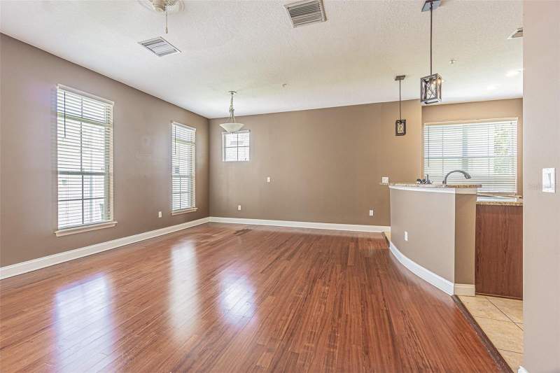3 bedroom Townhouse at 4511 Legacy Park Drive, Legacy Park Twnhms, Tampa — photo 5