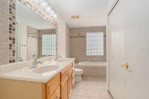 2057 Brent Place, Palm Harbor FL - photo 14 of 26