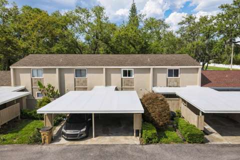 7912 Cedar Drive #7912, home for sale in Temple Terrace 33637