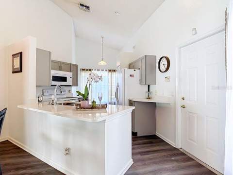 2079 Shannon Lakes Boulevard, Kissimmee FL - photo 8 of 24