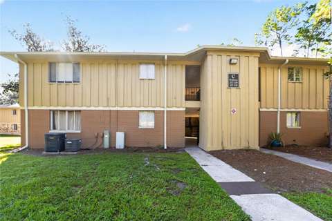 507 NW 39Th Road #107, home for sale in Gainesville 32607