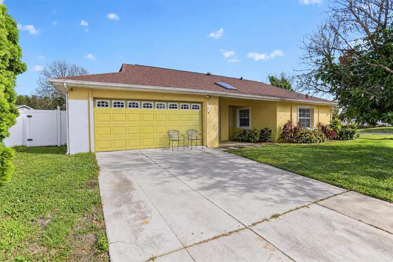 4 bedroom Single Family Residence at 651 Elderwood Court, Bvl Unit 7 3rd Add, Kissimmee — photo 1