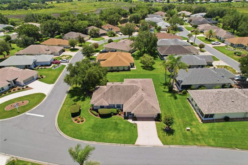 3 bedroom Single Family Residence at 4646 Inverness Drive, Royal Highlands Ph 01D, Leesburg — photo 2