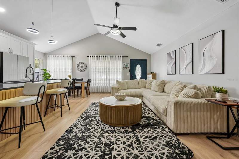 3 bedroom Single Family Residence at 3376 Shorncliffe Lane, Lake St George South Unit IV, Palm Harbor — photo 4