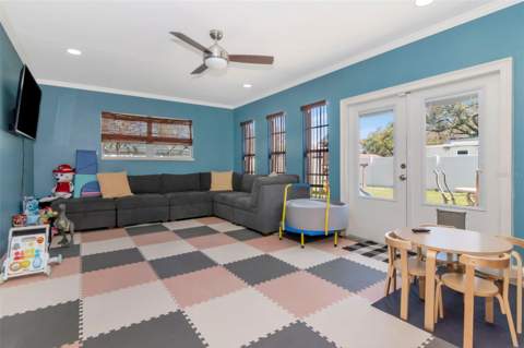 2535 Lake Ellen Drive, Tampa FL - photo 6 of 6