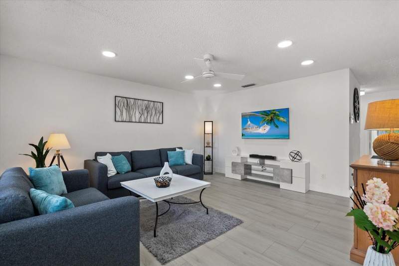 2 bedroom Condominium at 22375 Edgewater Drive #241, Edgewater Village Bldg I, Port Charlotte — photo 3