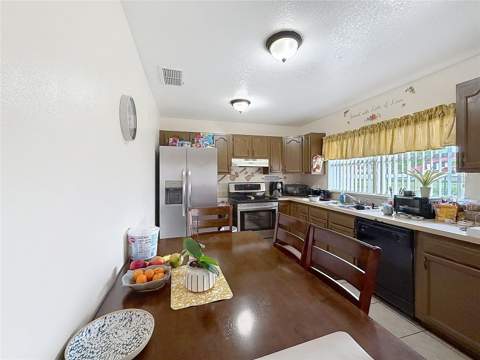 522-524 Imperial Place, Kissimmee FL - photo 17 of 32