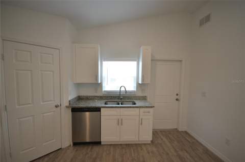 2225 Carver Avenue, Fort Myers FL - photo 17 of 18