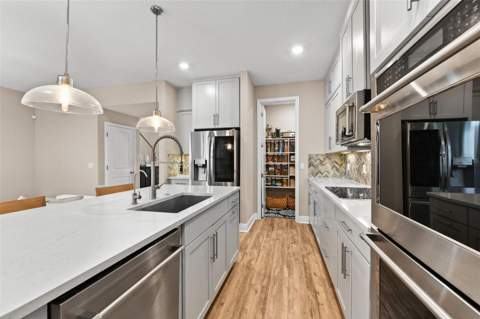 7043 Carrickbend Lane, Orlando FL - photo 18 of 72