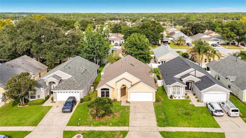 3 bedroom Single Family Residence at 2712 Wilshire Road, Weston Hills Sub, Clermont — photo 1
