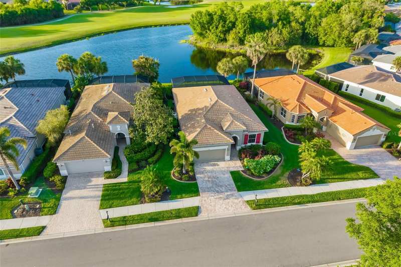 2 bedroom Single Family Residence at 9811 Portside Terrace, Waterlefe Golf & River Club, Bradenton — photo 1