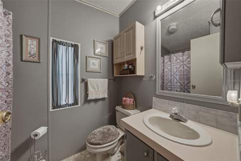 35921 Tanda Circle, Zephyrhills FL - photo 24 of 45