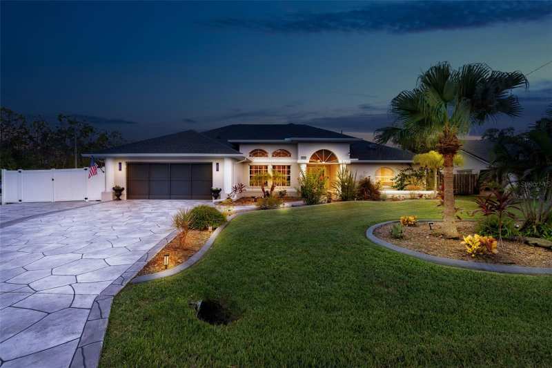 3 bedroom Single Family Residence at 23529 Dean Avenue, Port Charlotte Sec 015, Port Charlotte — photo 1