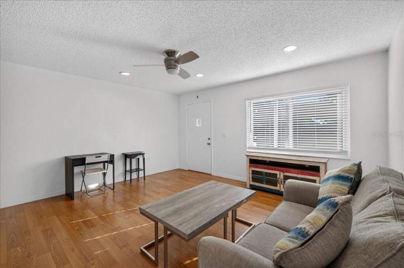 1 bedroom Villa at 670 Green Valley Road #F4, Green Valley Estates Unit Two, Palm Harbor — photo 3