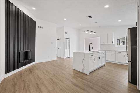 10609 Out Island Drive, Tampa FL - photo 11 of 51