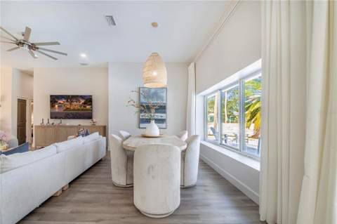 1825 Venetian Point Drive, Clearwater FL - photo 19 of 81