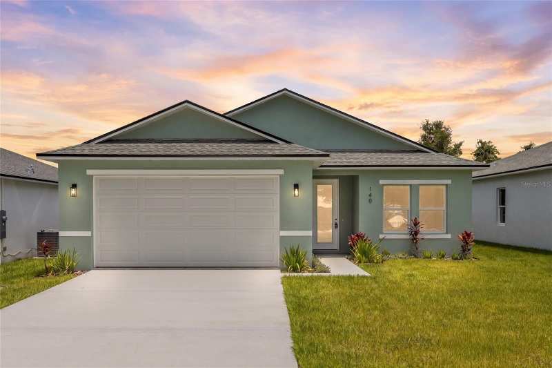 3 bedroom Single Family Residence at 140 11th Avenue, Carnell 3rd Add, Osteen — photo 1