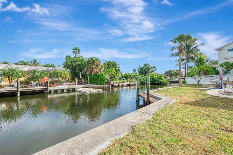 2 bedroom Single Family Residence at 387 Avenida Milano, Siesta Manor Sec 2, Sarasota — photo 3