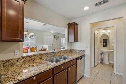 450 Carina Circle, Sanford FL - photo 11 of 20