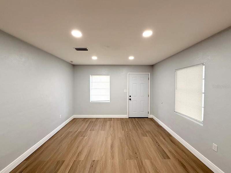 3 bedroom Single Family Residence at 621 Westdale Avenue, Luola Terrace, Orlando — photo 2