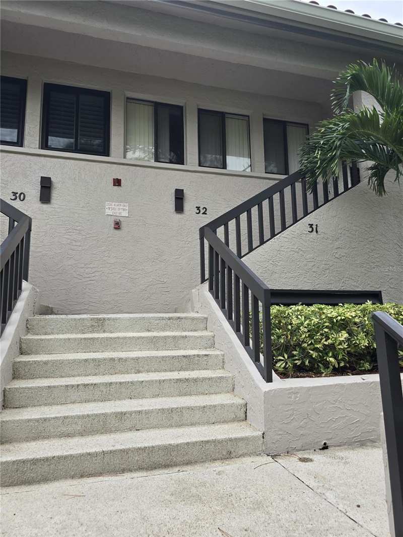 2 bedroom Condominium at 1802 Mariner Dr #32, Tarpon Cove Condo, Tarpon Springs — photo 1