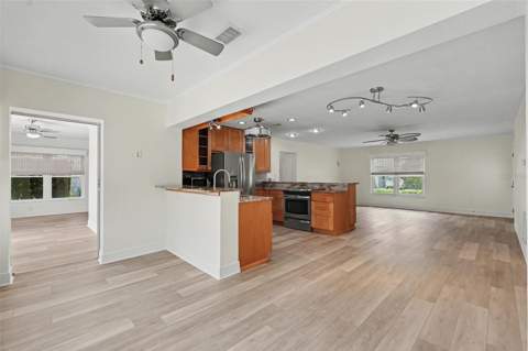8359 Candlewood Road #8359, Seminole FL - photo 19 of 38