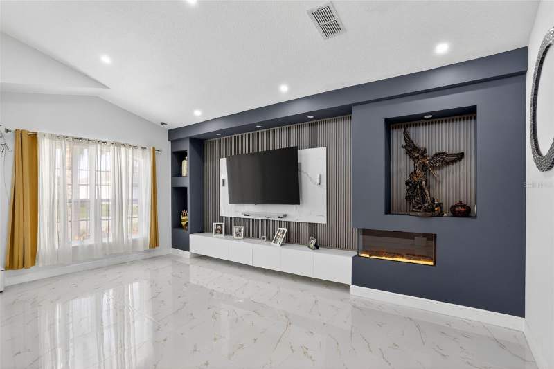 5 bedroom Single Family Residence at 738 Hacienda Circle, Estancia, Kissimmee — photo 3
