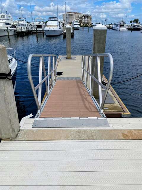2800 Harbourside Drive #E-21, waterfront for sale in Longboat Key