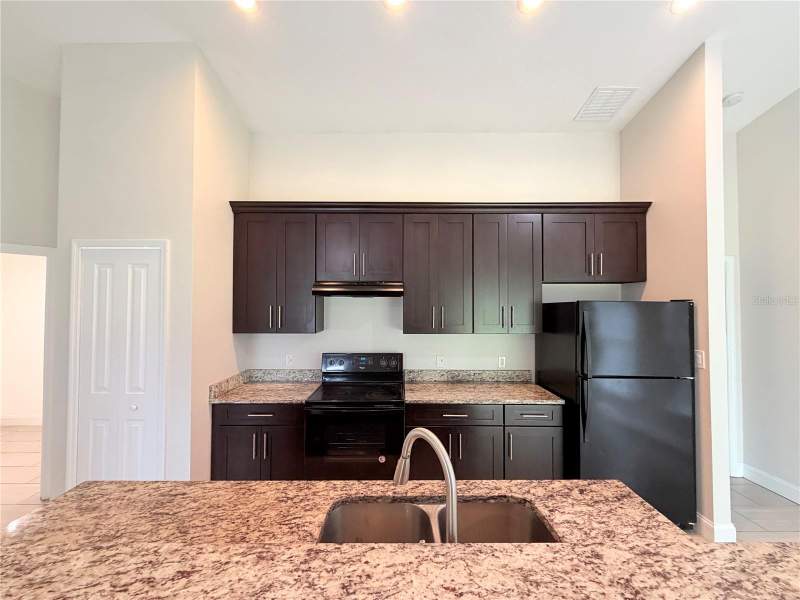 3 bedroom Single Family Residence at 3124 N Covington Drive, Deltona Lakes Unit 32, Deltona — photo 4
