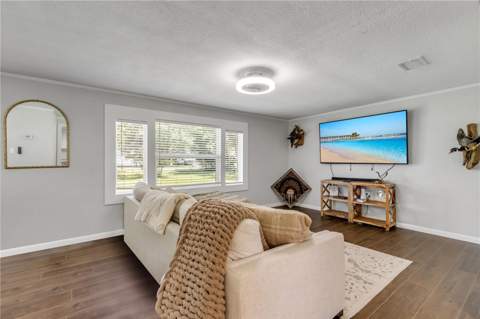 1402 E Voorhis Avenue, Deland FL - photo 6 of 6