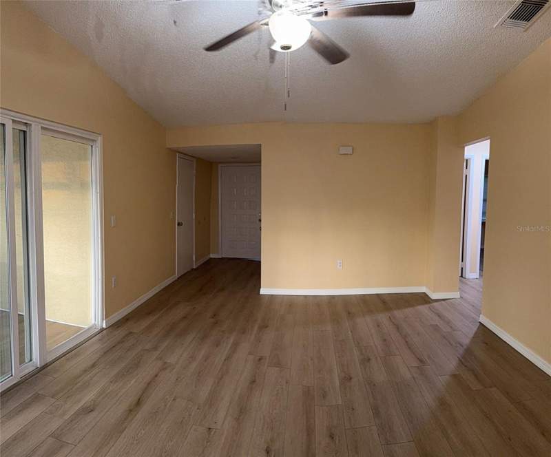 3 bedroom Townhouse at 1002 OROPESA AVENUE, VILLAS COSTA DEL SOL, ORLANDO — photo 4