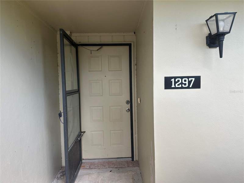 1 bedroom Condominium at 1297 N Osprey #175, The Islands, Crystal River — photo 2