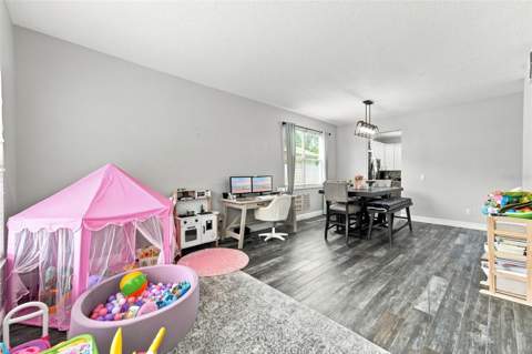 9773 Bennington Chase Drive, Orlando FL - photo 12 of 41