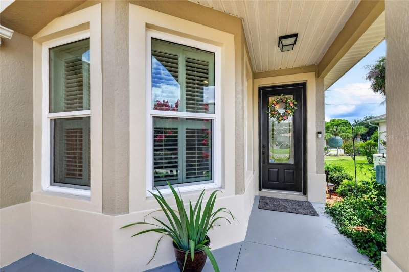 3 bedroom Single Family Residence at 5304 Treasure View Way, Legacy Leesburg Unit 02 Lt 163, Leesburg — photo 2