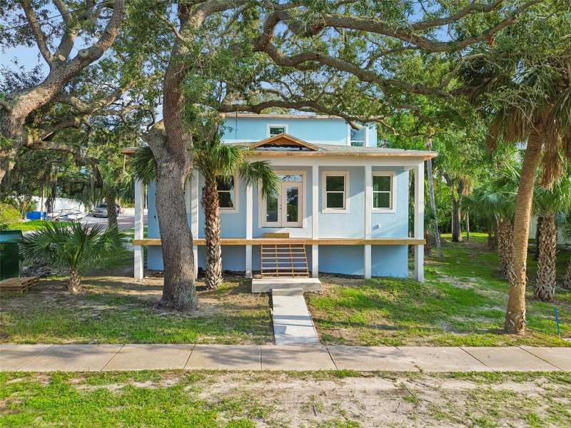 4 bedroom Single Family Residence at 383 Georgia Avenue, Seaside Assembly, Crystal Beach — photo 1