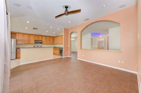 422 Down Pine Drive, Seffner FL - photo 11 of 40